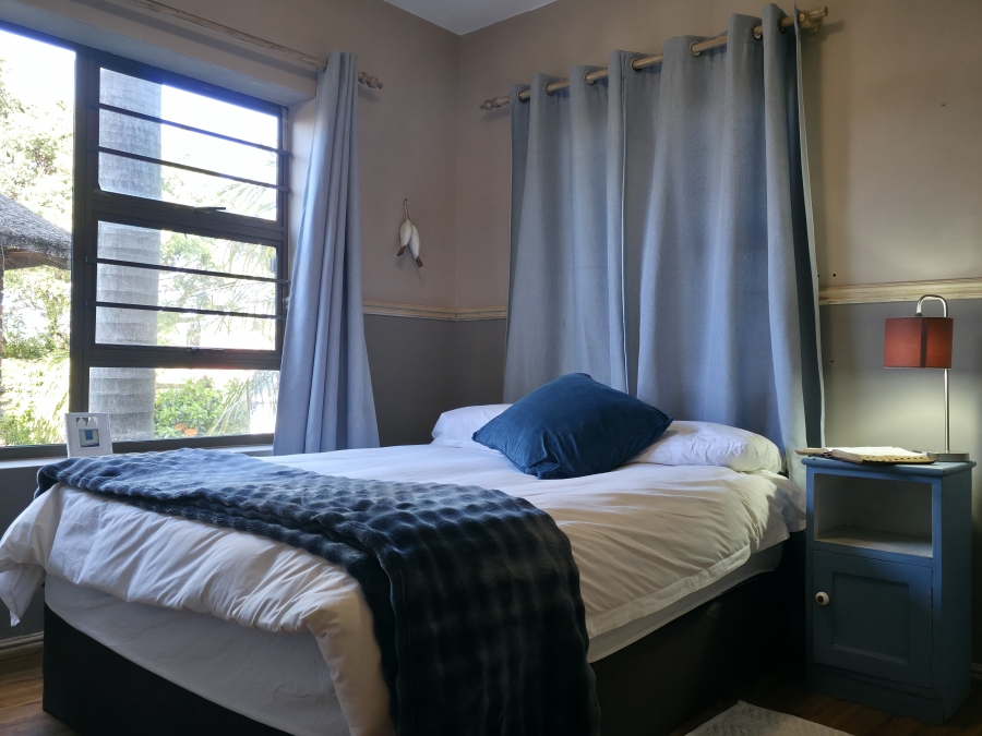 4 Bedroom Property for Sale in Wavecrest Eastern Cape
